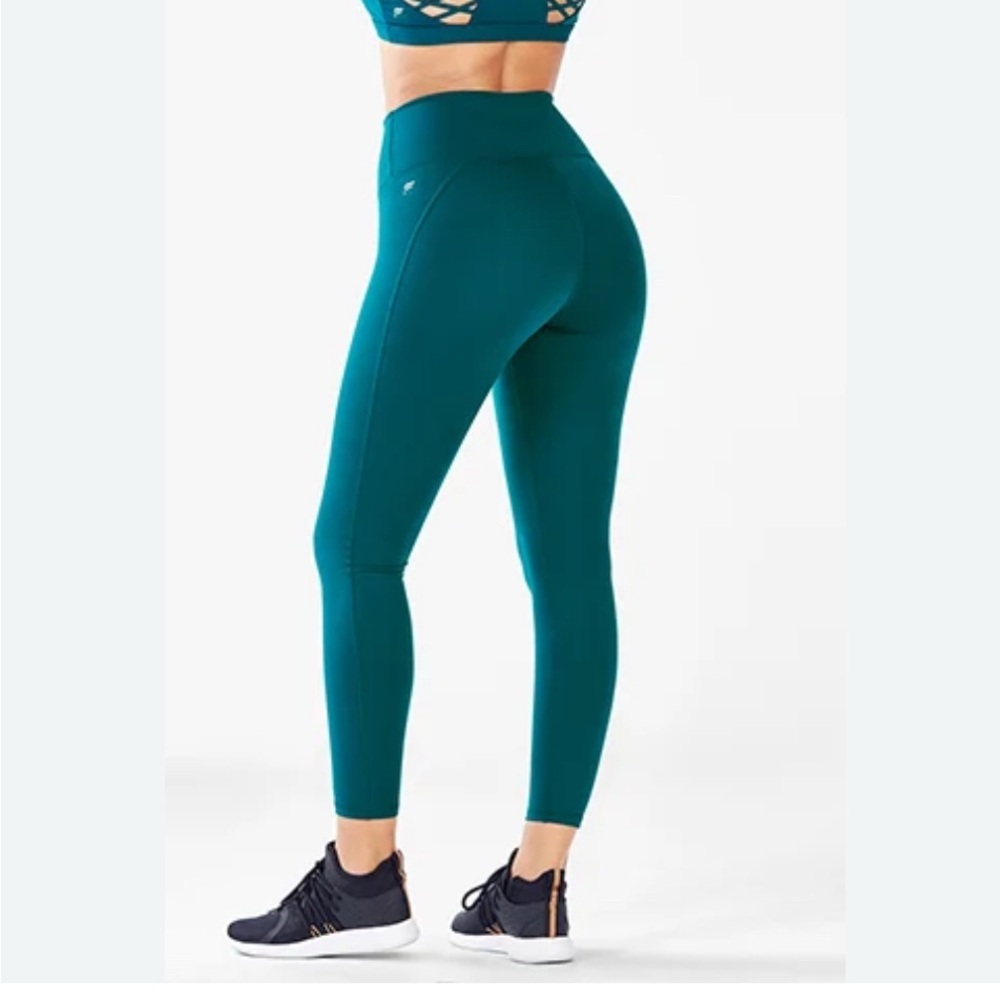 Fabletics Define Powerhold High-Waisted 7/8 Leggi… - image 1